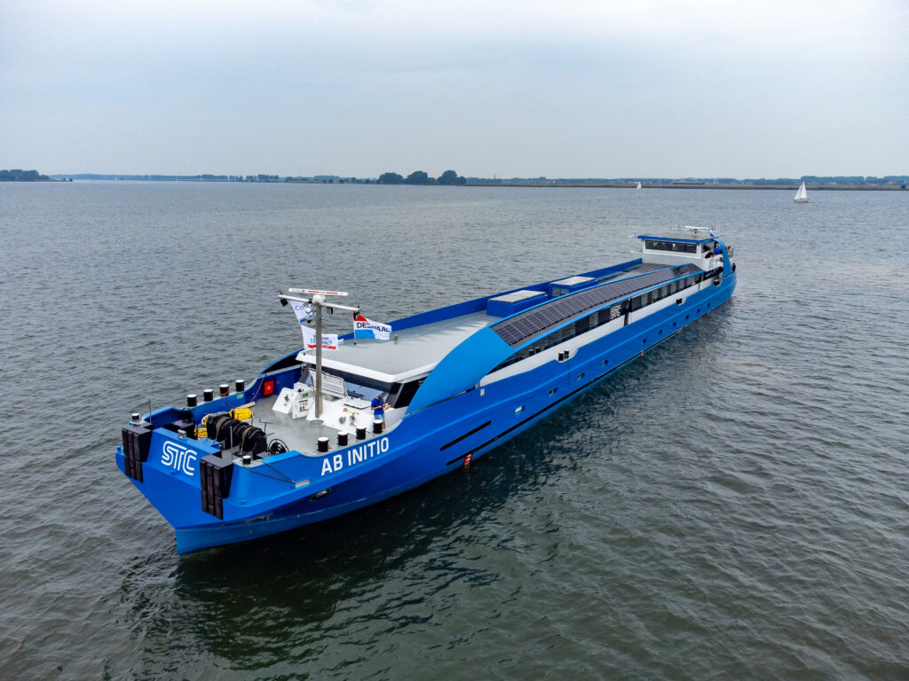 Sustainable vessel Ab Initio